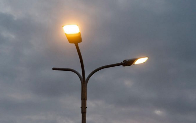 За 103 дена само за улично осветлување од Општина Гази Баба вештачки испумпани 11 милиони денари