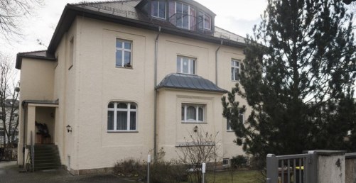 Oва е куќата на Путин во Дрезден кога бил агент на КГБ (ФОТО)