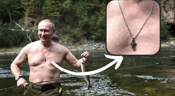 Путин не се дели од крстот на мајка си (ФОТО)