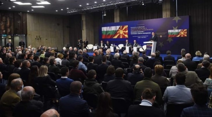 Радев: Евроинтеграции за Македонија само ако го искорени воинствениот македонизам и ги интегрира Бугарите во општеството