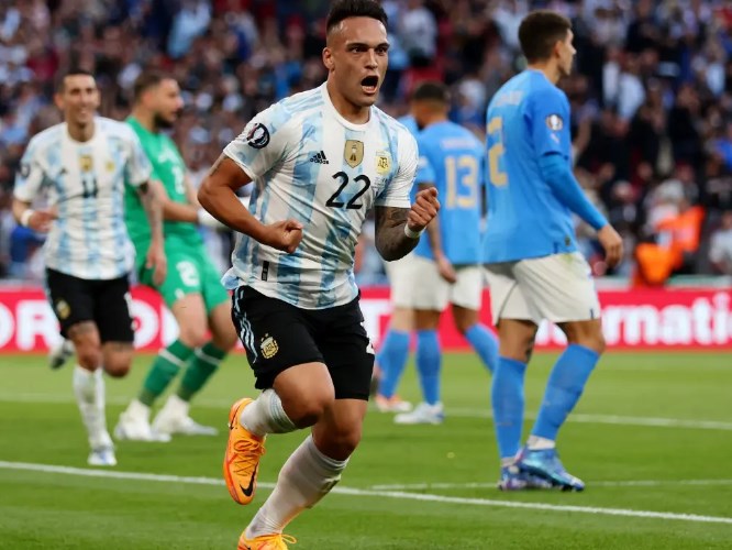 Аргентина ја освои „финалисима“