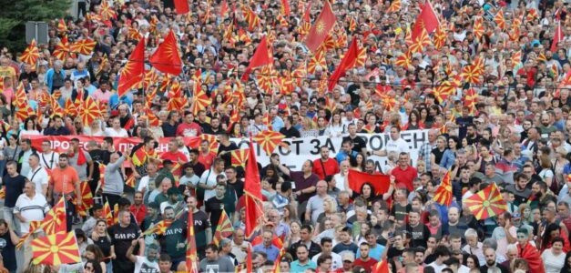 ВМРО-ДПМНЕ има двојно поголем рејтинг од СДСМ