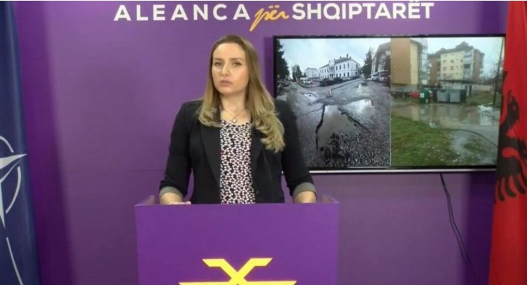 Алијанса за Албанците остана без координаторката на пратеничката група, Илирие Даути поднесе оставка