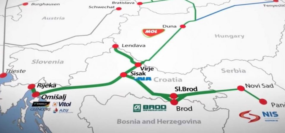 Хрватска не и дава на Србија да го користи нафтоводот што го градеа со заеднички средства во поранешна Југославија