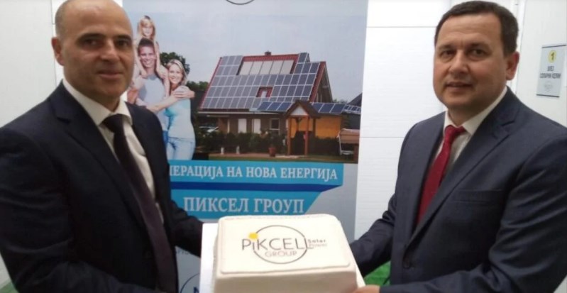 „Кум није дугме“: Нови 7.000 евра државна помош за кумот на Ковачевски