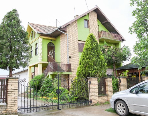 Maлиот Аркан е домазет: Ова е куќата на Вељко и Богдана
