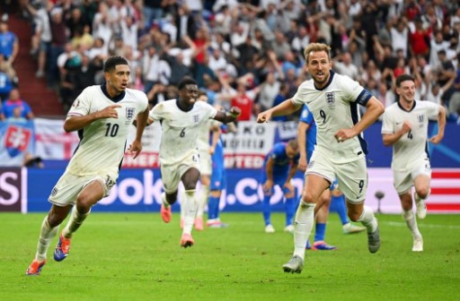 Англија едвај во четвртфинале