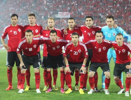 Цела албанска репрезентација не е родена во Албанија