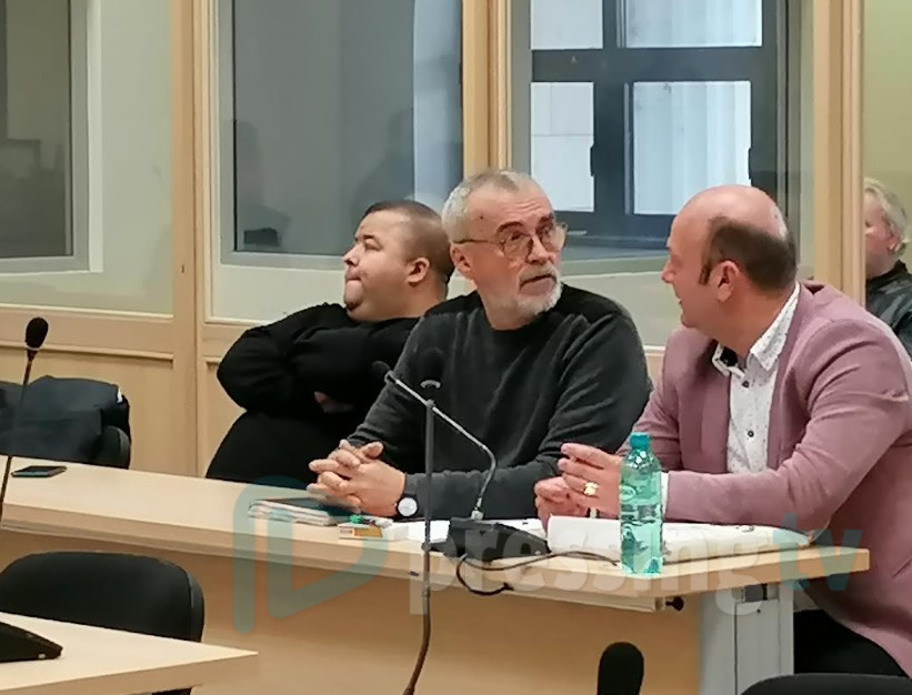 Страшевски: Обвинителството од ден на ден се спротиставува на своите докази