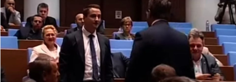 Бугарска работа: Бугарите се степаа во Парламентот (ВИДЕО)