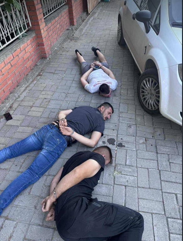 Се апсеа дилери во Струмица, пресечен меѓународен канал (ФОТО)
