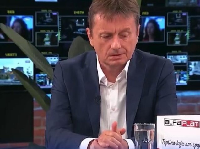 Српскиот министер Глишиќ е интубиран, продолжува борбата на лекарите за животот