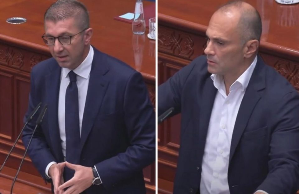 Мицкоски му одговори на Филипче: За декласифицирање на прислушуваните материјали не одлучувам јас
