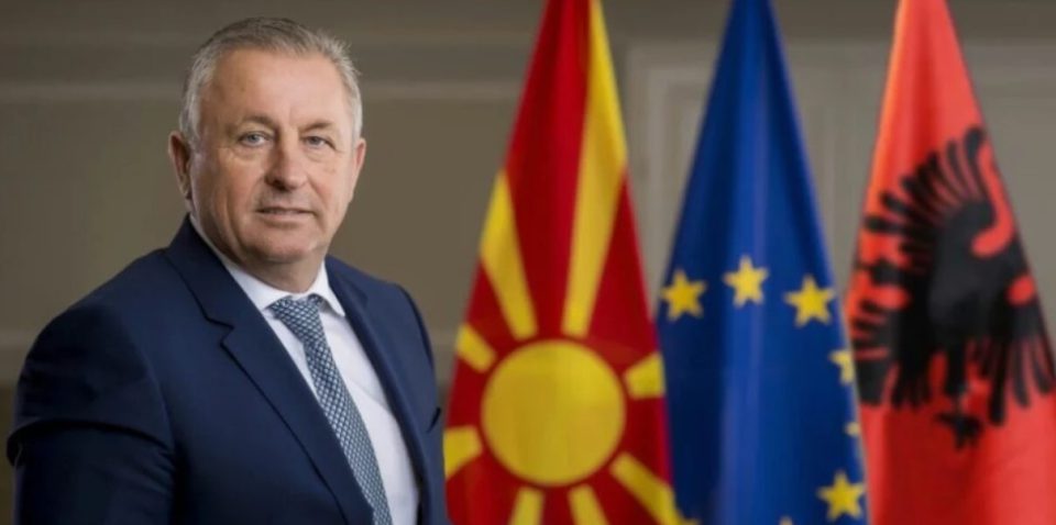 Meрко ги пушти низ вода ДУИ и Ахмети