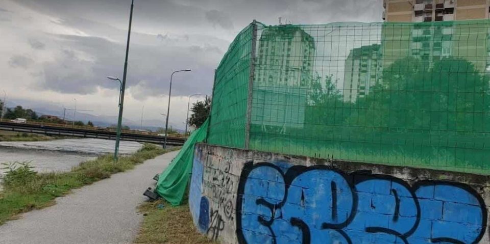 Што се гради во Влае покрај кејот на Вардар?  (ФОТО)