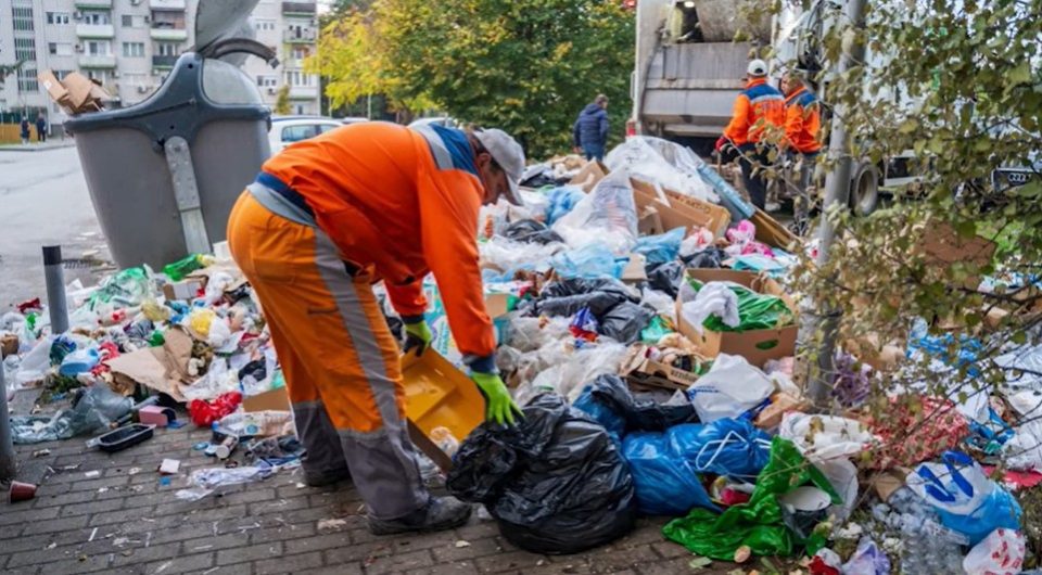 „Очу мајко очу у градску чисточу“