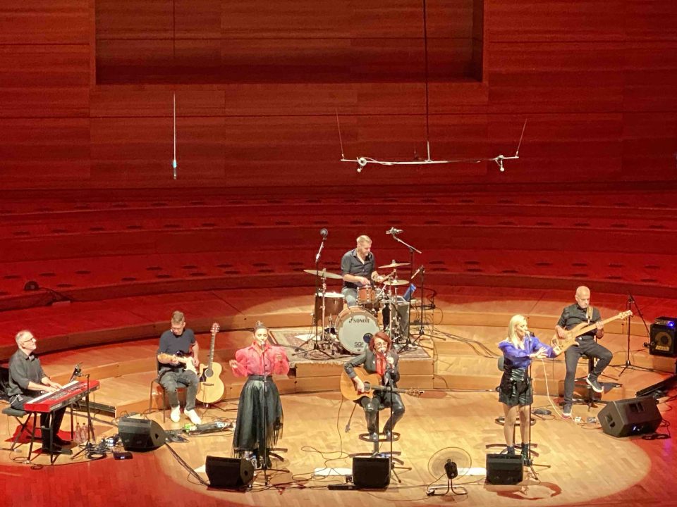 Женските Балашевиќ го донесоа духот на Нови Сад во Скопје (ВИДЕО)