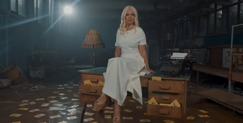 До полноќ посно, после мрсно: Оваа пејачка ги забавуваше гостите на славата кај Лепа Брена