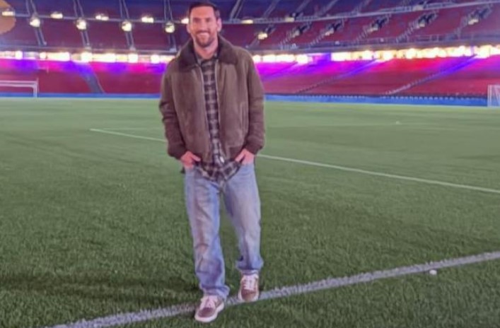 Меси се врати на „Ноу Камп“