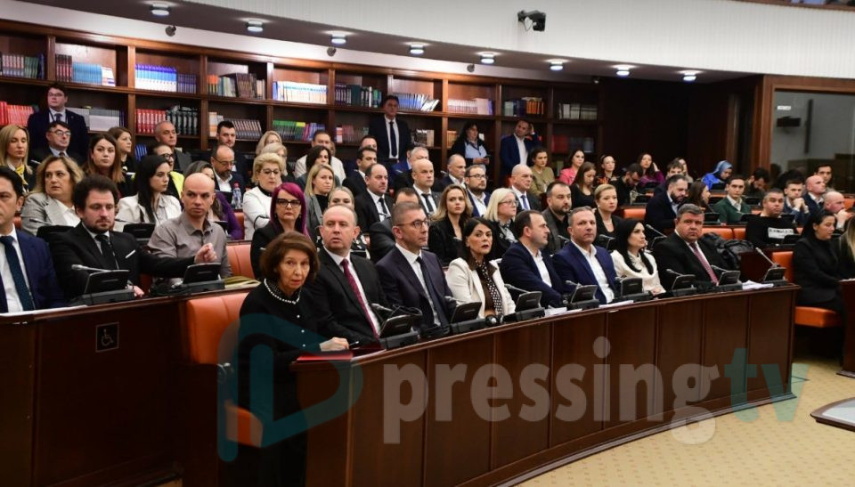 Тензична атмофсера на Анкетната комисија за трагедијата во Кочани