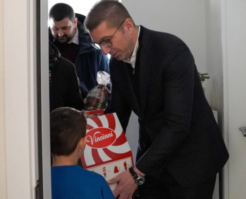 Мицкоски: Детската насмевка не потсетува зошто вреди да се работи со одговорност