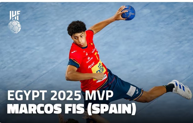 Ова е ракометниот Јамал (ФОТО)