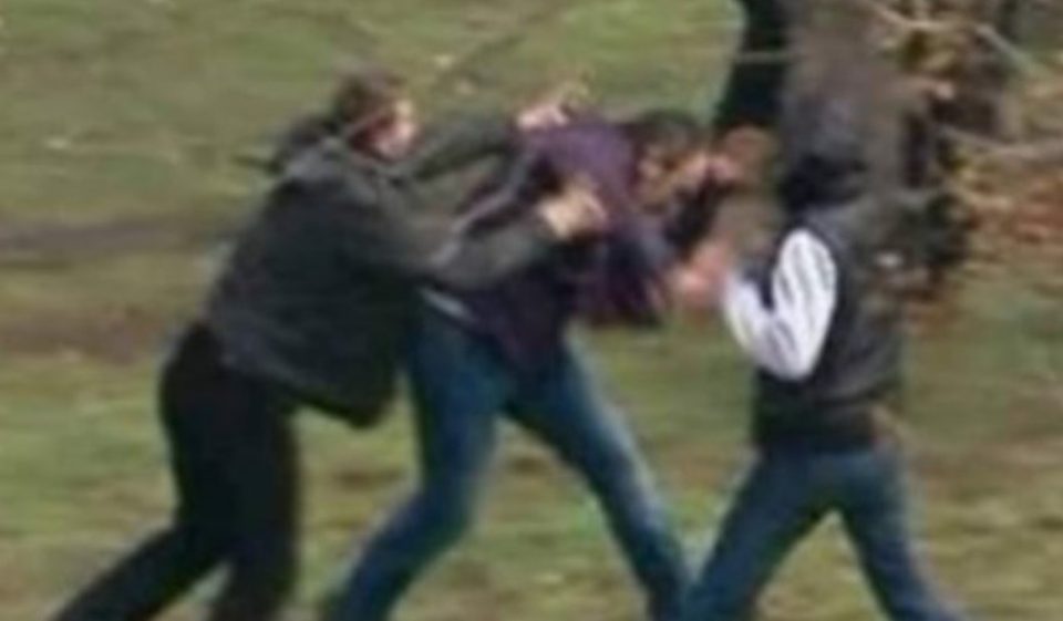 Патот од тепач на Кале до играње фудбалче во кабинет