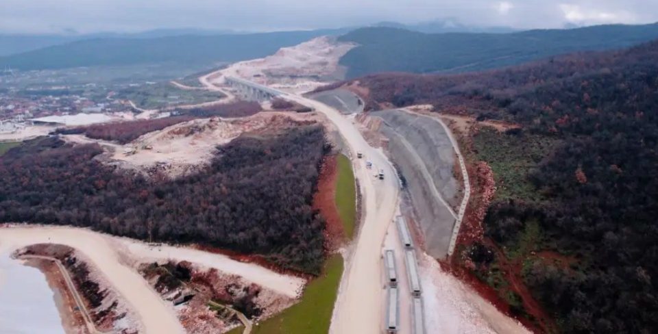 Николоски: Со одлична динамика се гради автопатот Гостивар – Букојчани