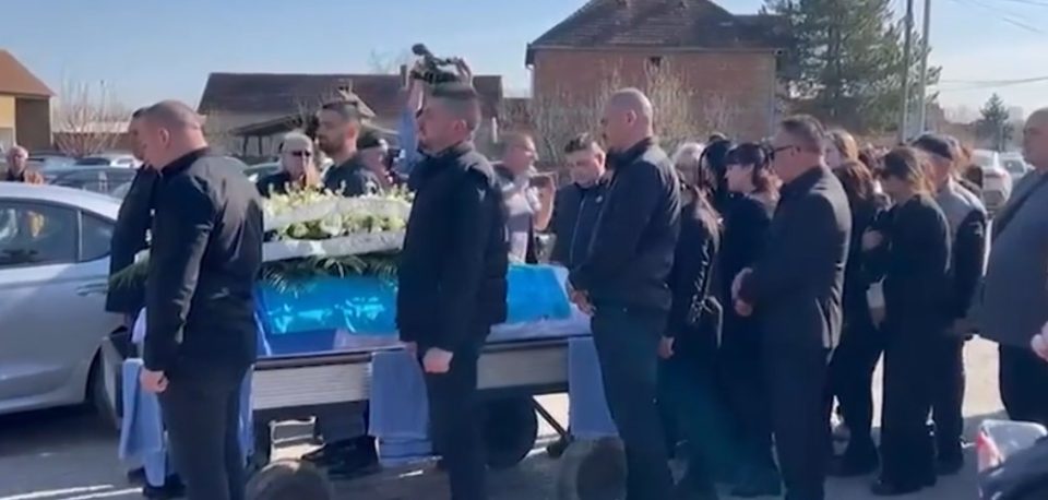 Погребан братот на Дарко Лазиќ