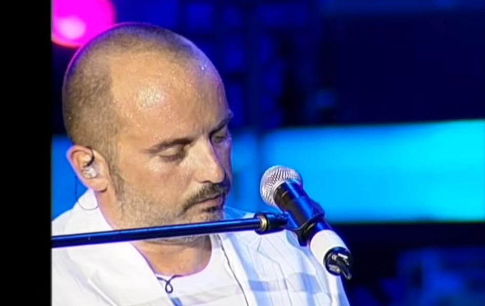 Тони Цетински откажал концерт во Нови Сад поради слаба продажба на билети па си измислил причина дека во салата била логор за Хрвати