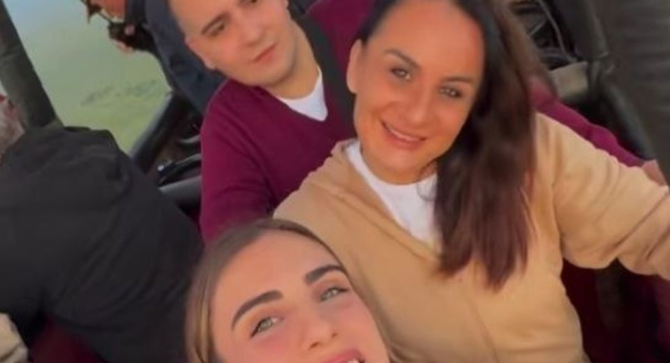 Живот си живеат: Заеви на сафари во Кенија (ВИДЕО)