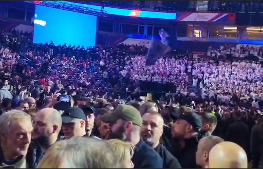 Околу 60.000 граѓани му дадоа поддршка на Вучиќ (ФОТО)