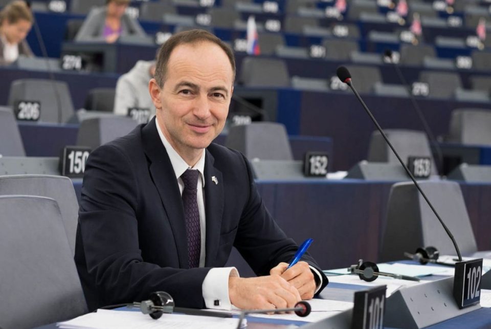 Ковачев: Сега може да се нарекувате Македонци, но не и вашите баби и дедовци