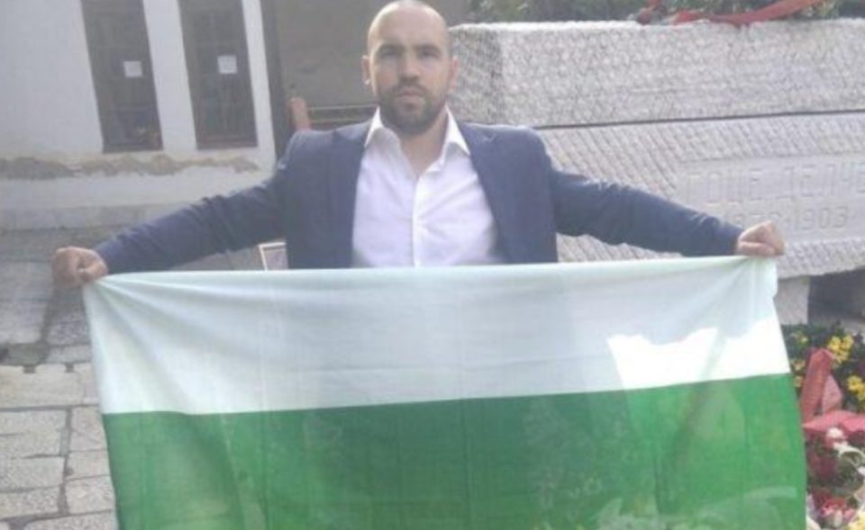 Виктор Стојанов, поради кој падна Рубин Земон има забрана за влез во Македонија
